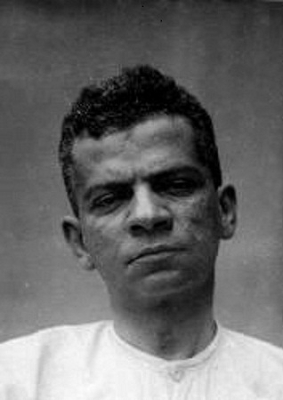 Lima Barreto Fotografia de Lima Barreto tirada durante os três dias em que esteve internado no Hospício Nacional, em 1919